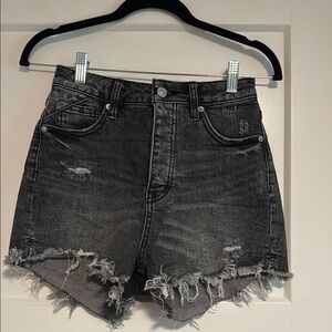 We the Free CRVY Vintage High-Rise Shorts Distressed Black Denim Shorts size 26